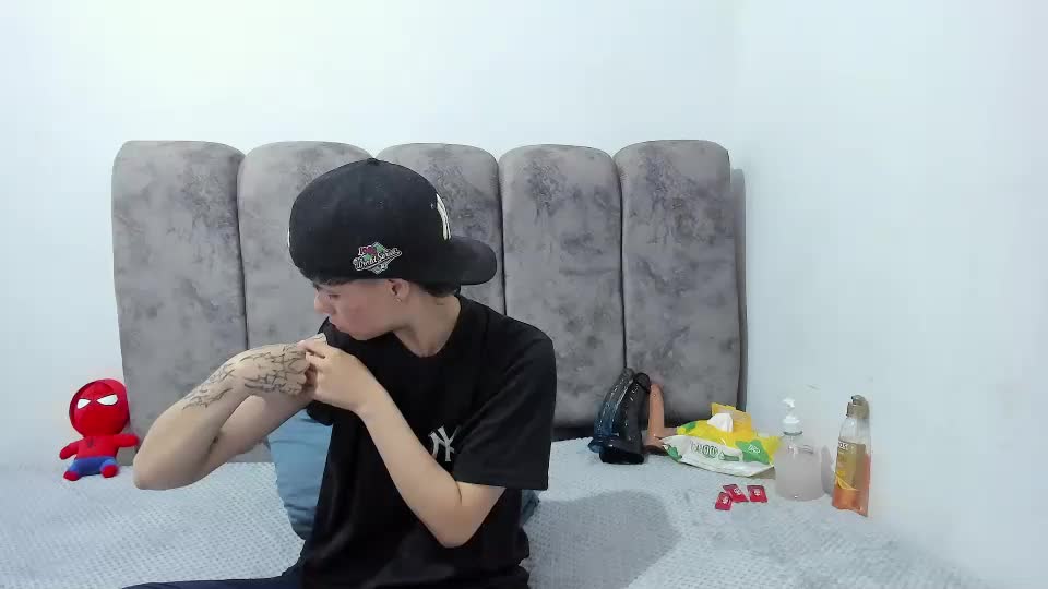 bruno_cruz Adult Chat June 23, 2026