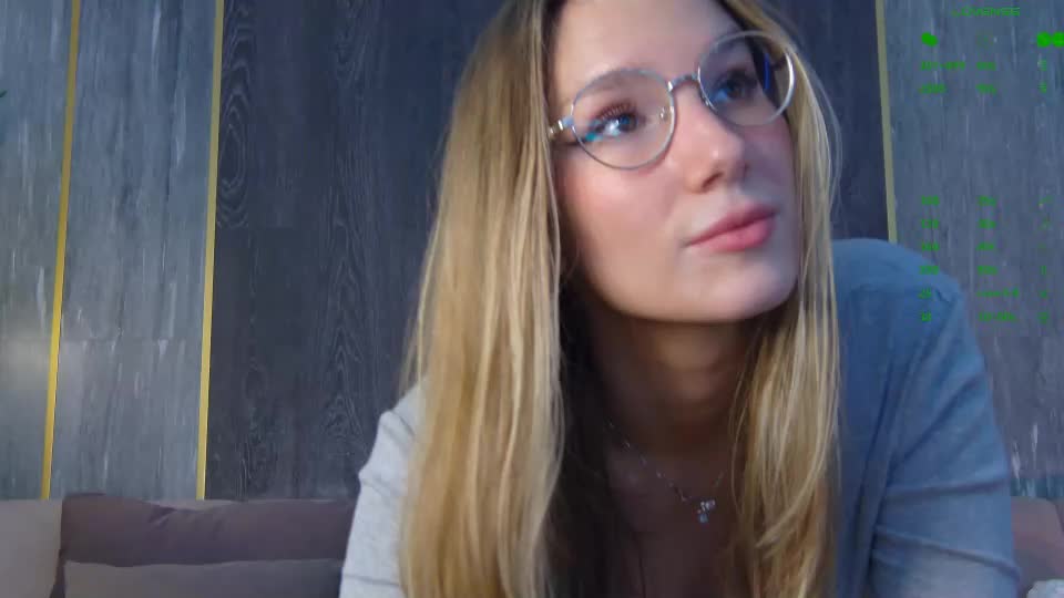 lesliemines Adult Chat June 23, 2026