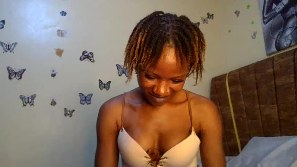 hot_petite100 Adult Chat June 24, 2026