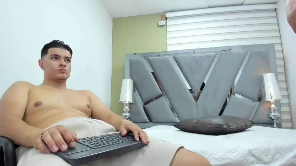 david_victoriaa Adult Chat June 24, 2026