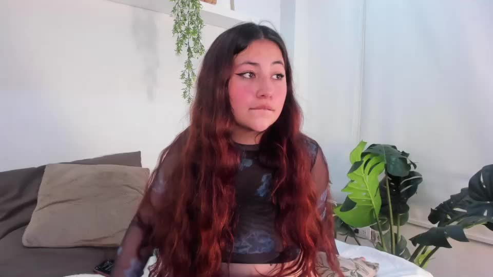 nicolle_evanss_ Adult Chat June 24, 2026