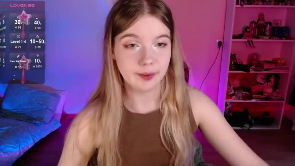 strawberry_juli Adult Chat June 24, 2026