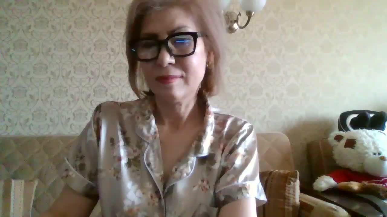 ElegantLady00 Adult Chat June 24, 2026