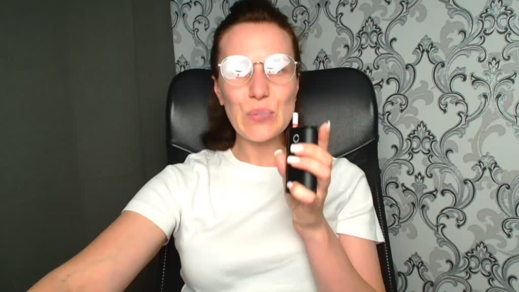 BellaKisss1 Adult Chat June 25, 2026