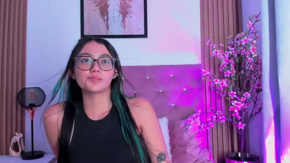 ravena_queen Adult Chat June 24, 2026