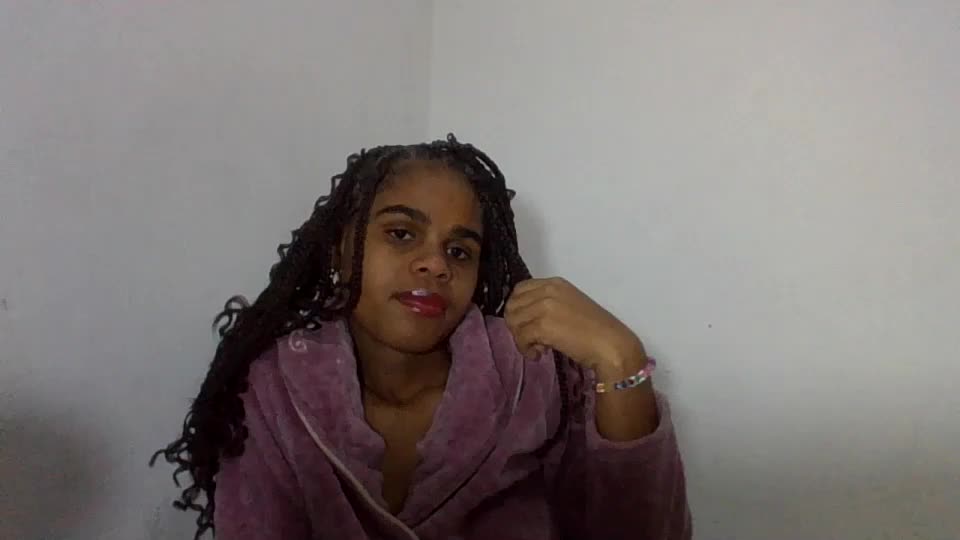 delphineee Adult Chat June 25, 2026
