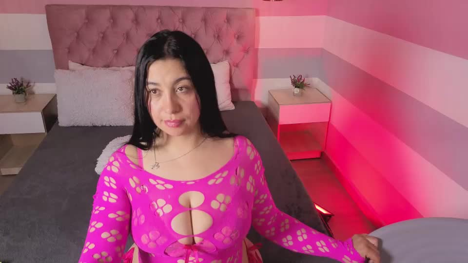 lia_valentino Adult Chat June 25, 2026