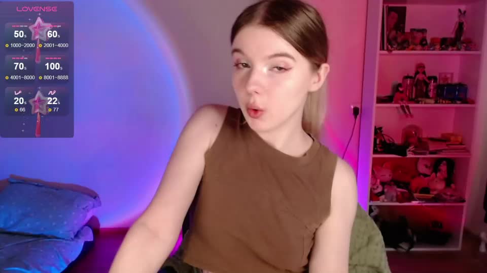 strawberry_juli Adult Chat June 25, 2026