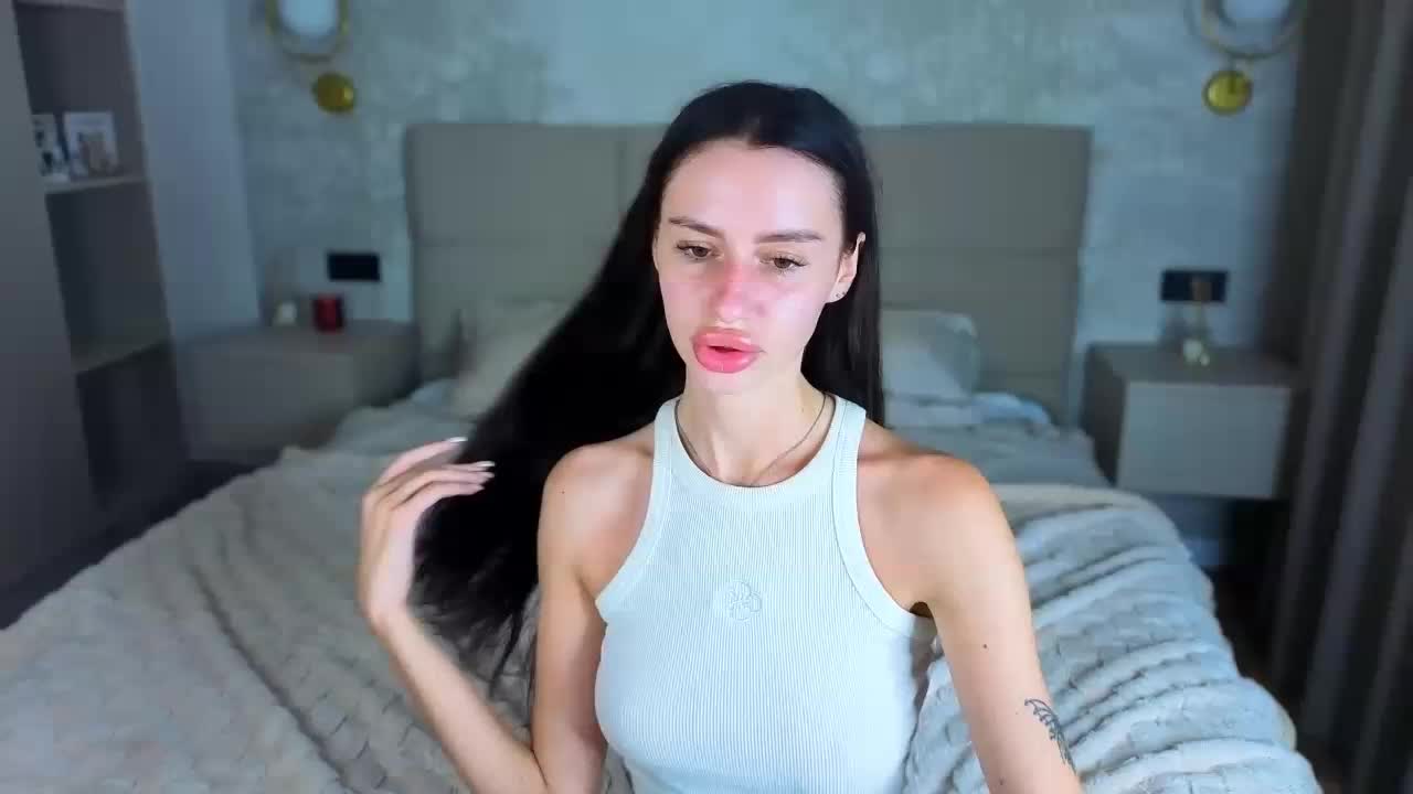 SnowWhiteee Adult Chat June 25, 2026