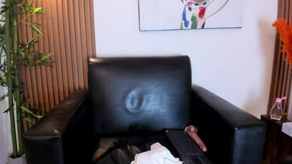 emily_frostt Adult Chat June 25, 2026