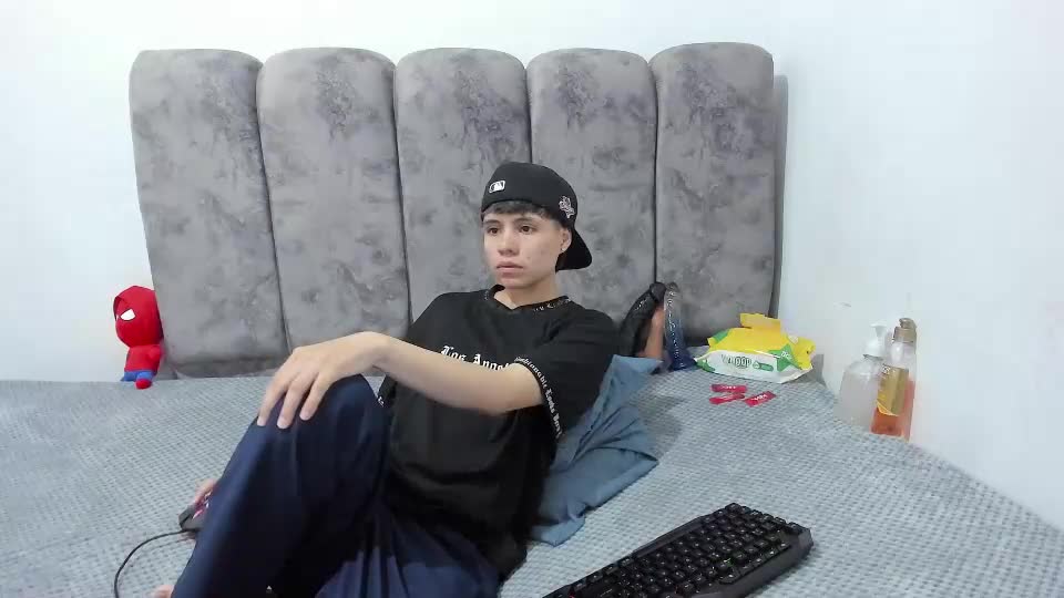 bruno_cruz Adult Chat June 25, 2026