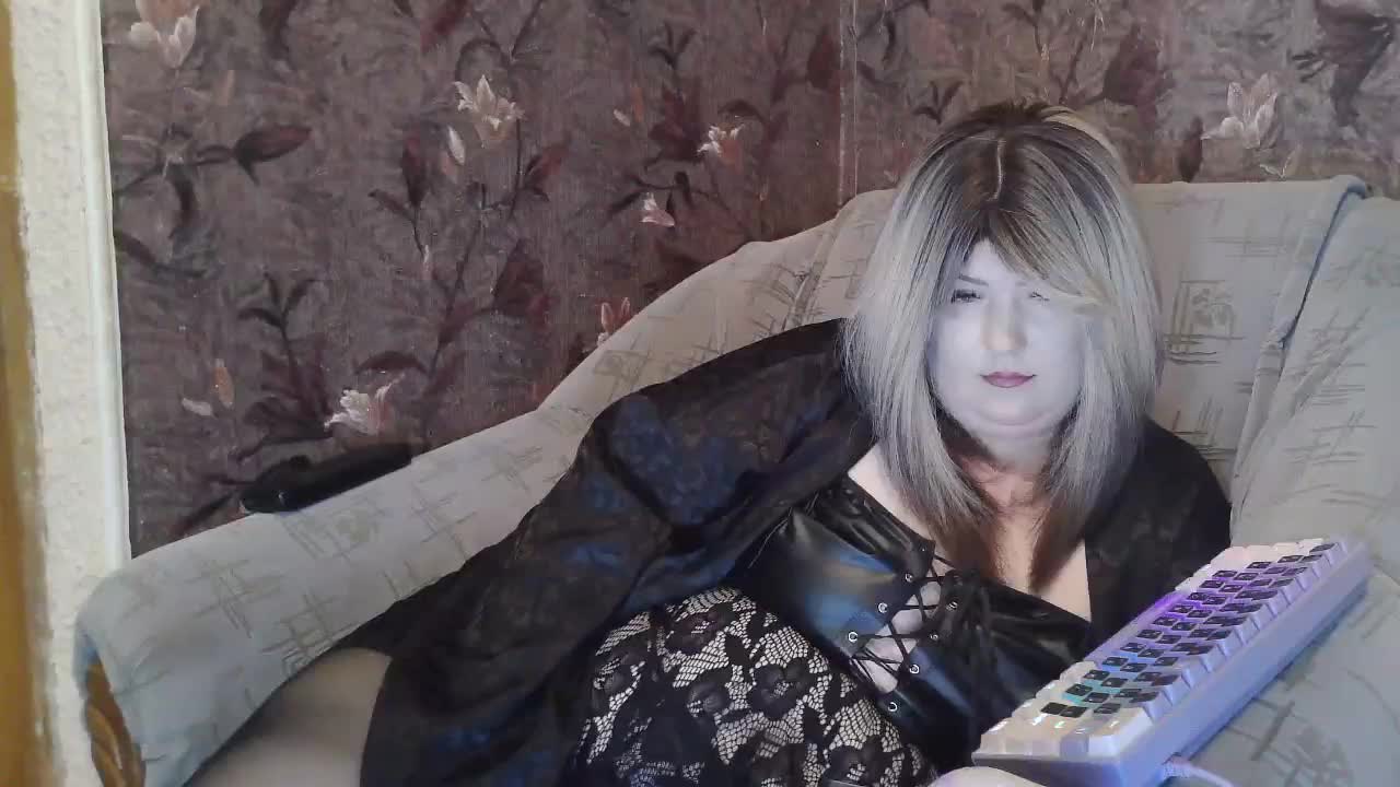 SanLuna Adult Chat June 25, 2026