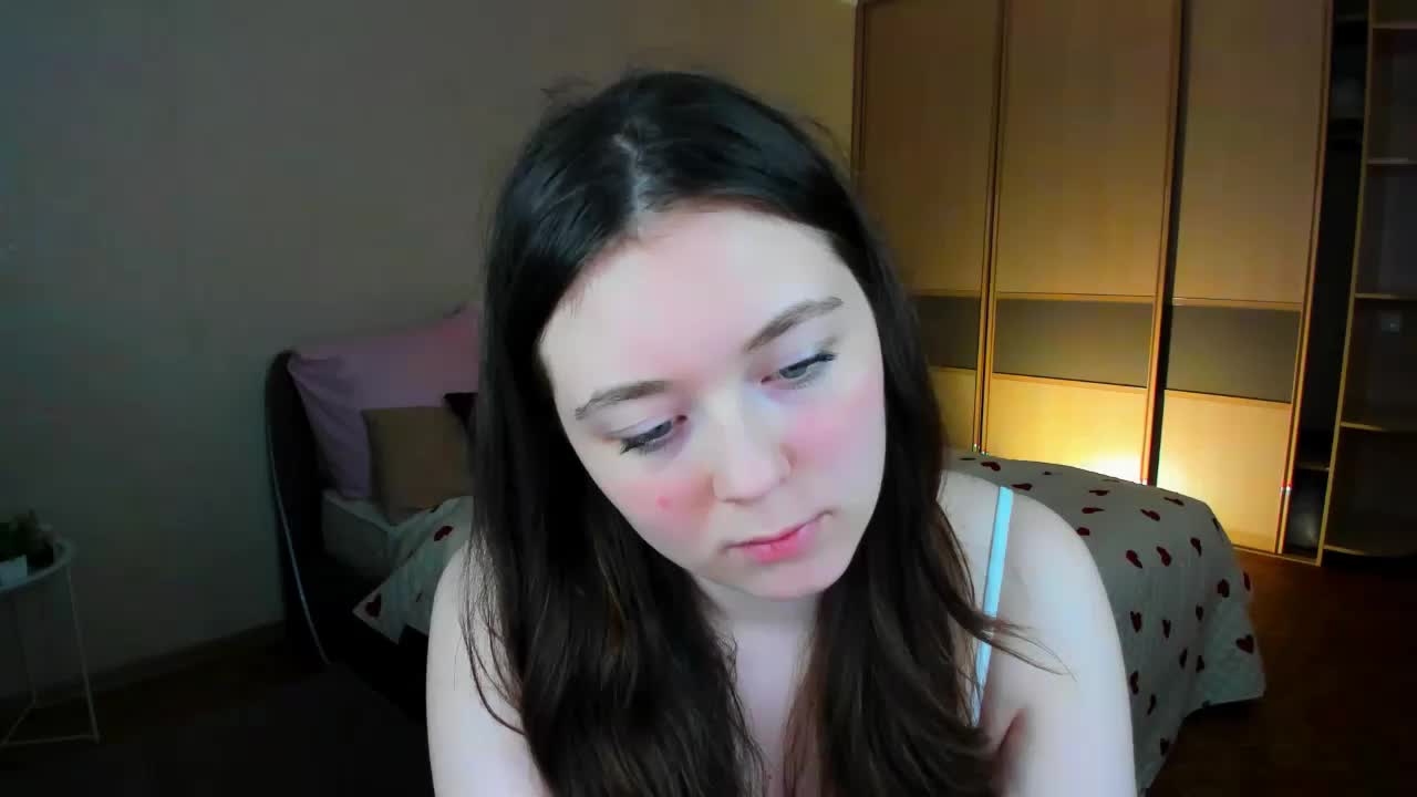 AlluringLookk Adult Chat June 25, 2026