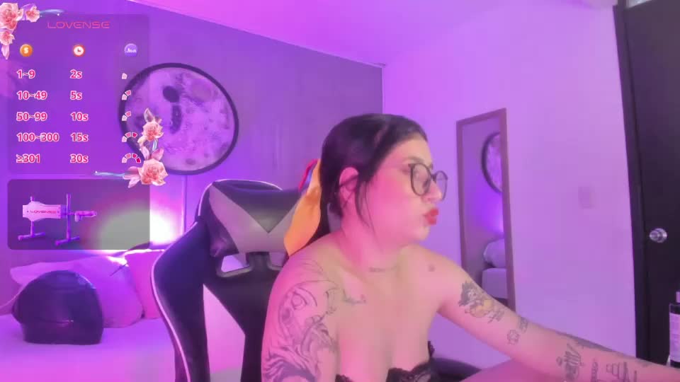 charlottee27_ Adult Chat June 25, 2026