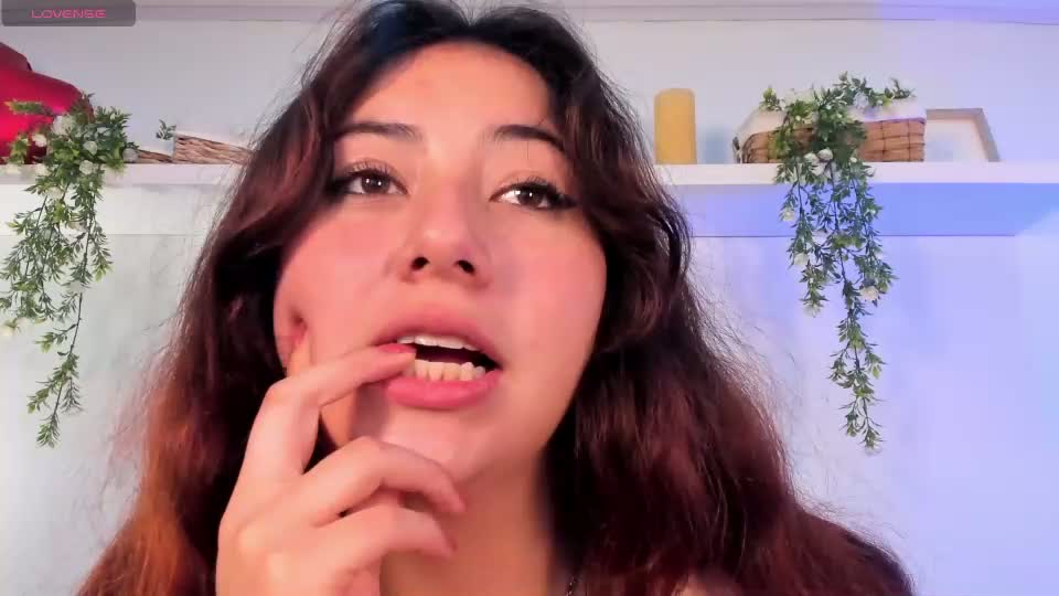 nicolle_evanss_ Adult Chat June 25, 2026