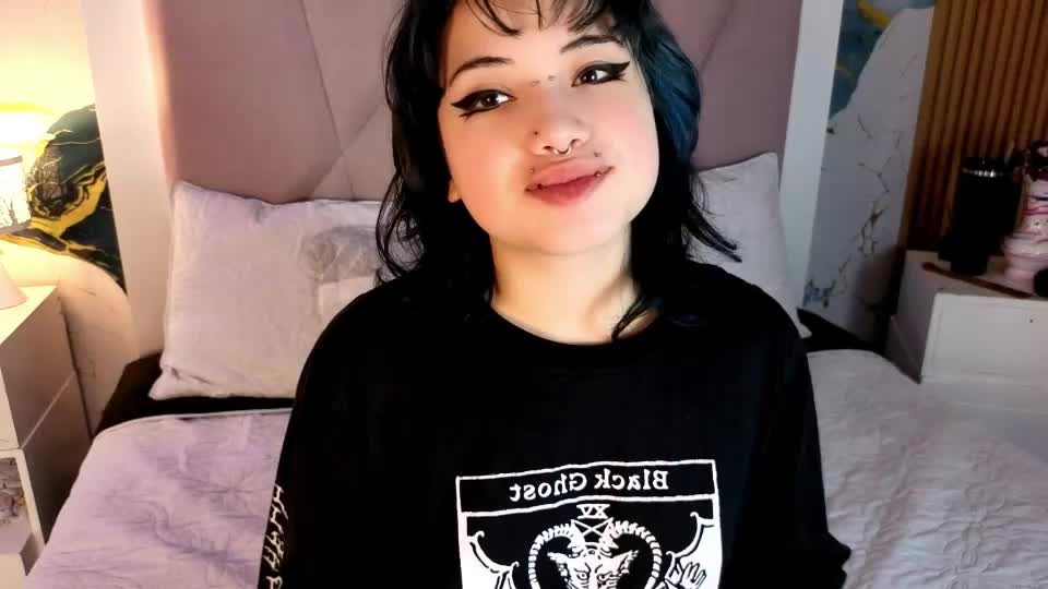 sienna_desiree Adult Chat June 25, 2026