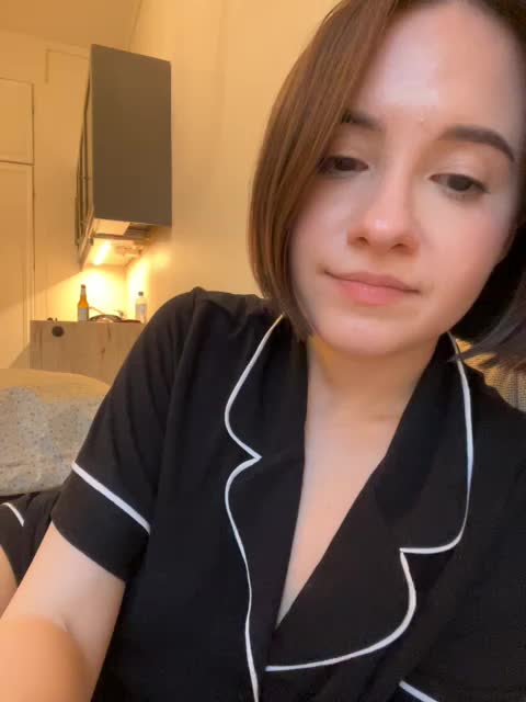 MissEssie Adult Chat June 25, 2026
