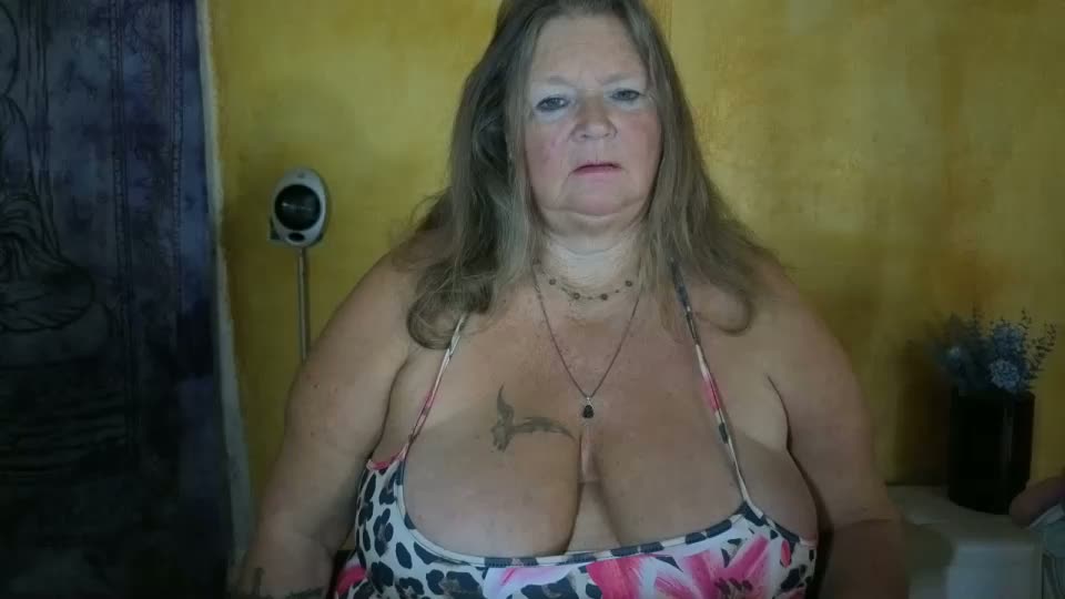 vampwoman Adult Chat June 25, 2026