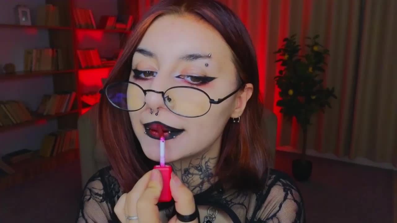 MistressMarcelline Adult Chat June 25, 2026