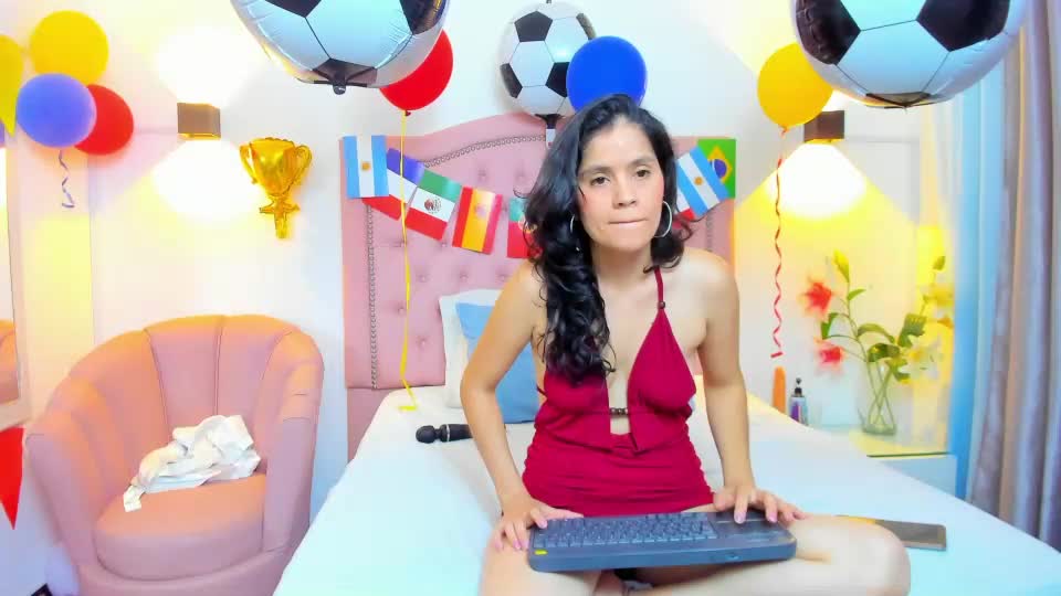 paulinavera Adult Chat June 26, 2026