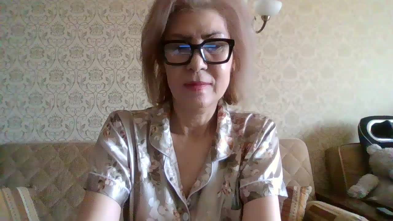 ElegantLady00 Adult Chat June 25, 2026