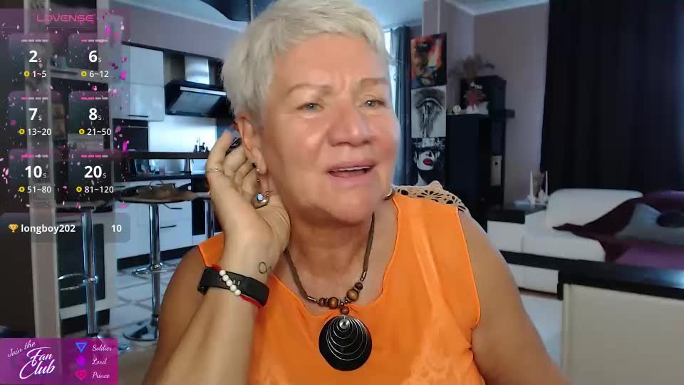 roxana_brooks Adult Chat June 25, 2026