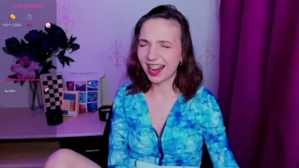 kindhazelhere_ Adult Chat June 25, 2026
