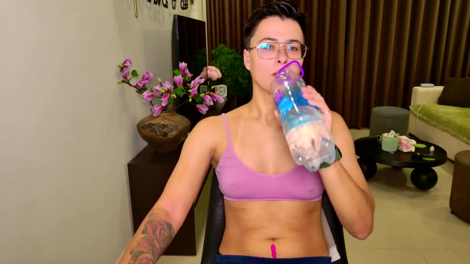 chloe_x_ Adult Chat June 25, 2026