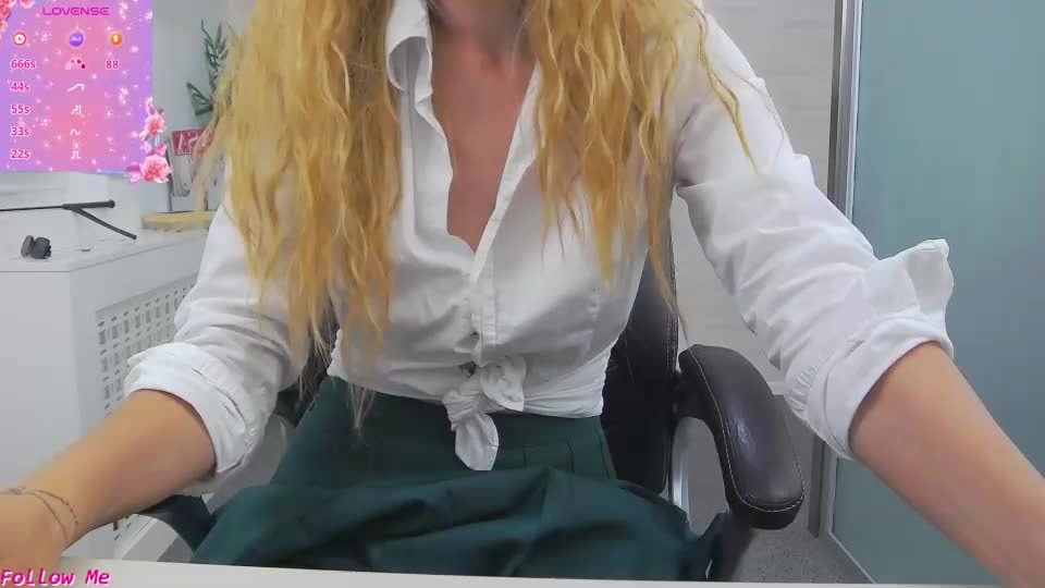 ellamilf Adult Chat June 25, 2026