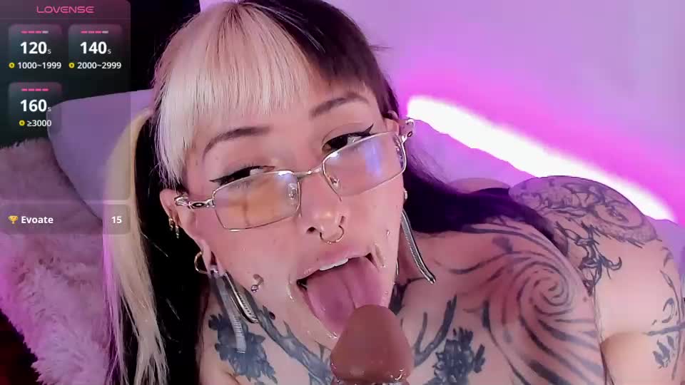 hollyhodsonx Adult Chat June 26, 2026