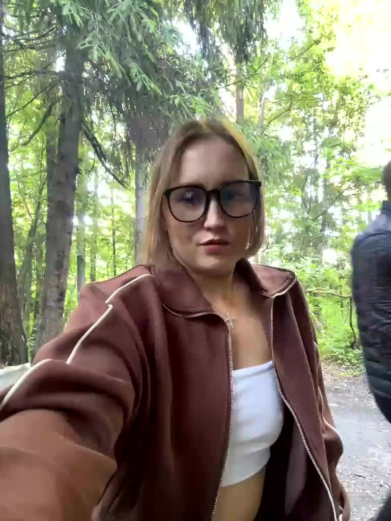 RUS577643 Adult Chat June 26, 2026