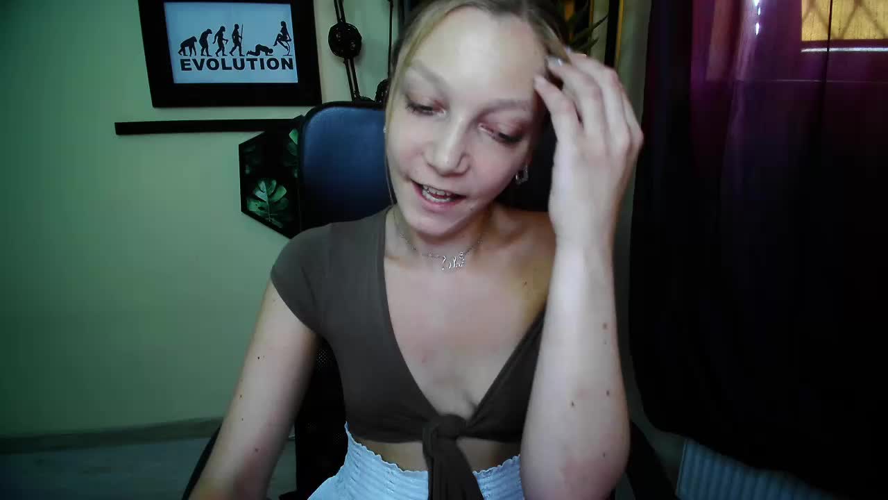 EmillyExtasy Adult Chat June 26, 2026