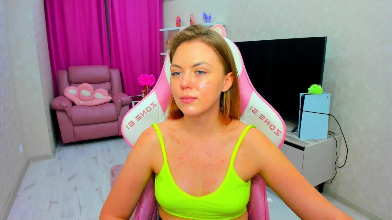 Strawberrye Adult Chat June 28, 2026