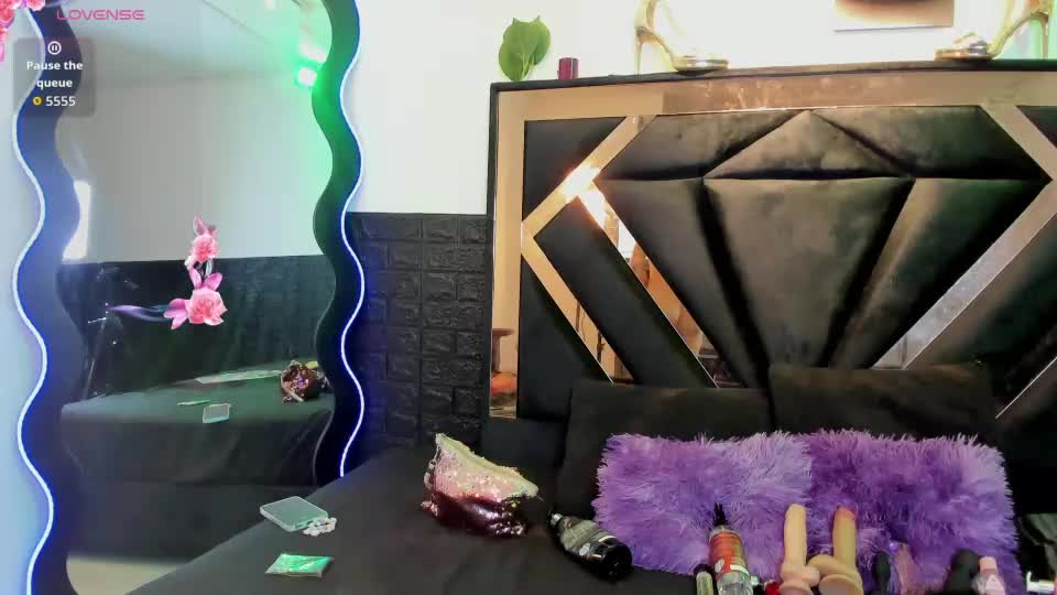 valen_cute22 Adult Chat June 28, 2026