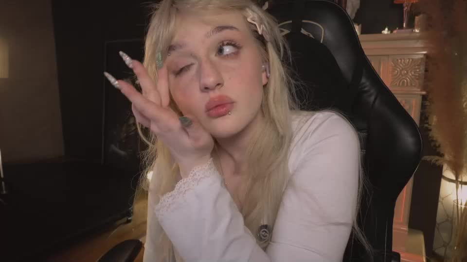 snowflakeskitty Adult Chat June 29, 2026