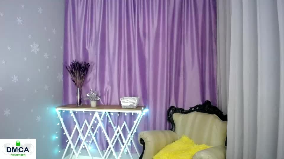 queen_a_n_i Adult Chat June 29, 2026