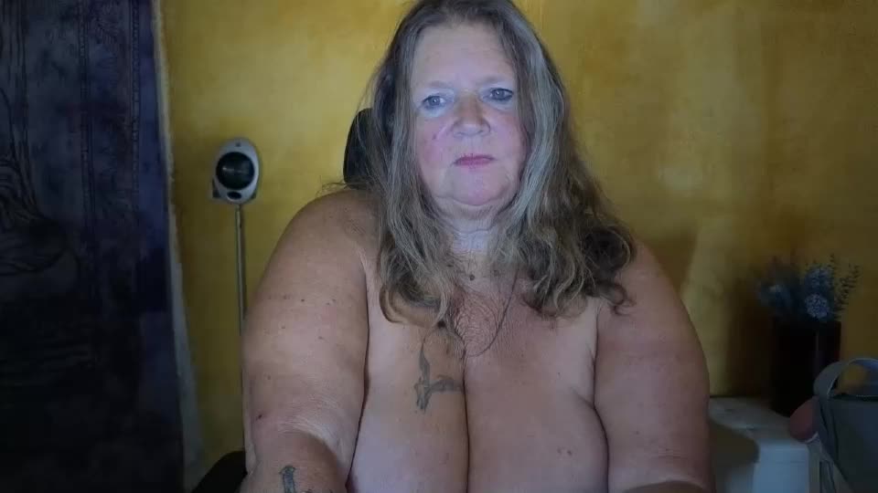 vampwoman Adult Chat June 29, 2026