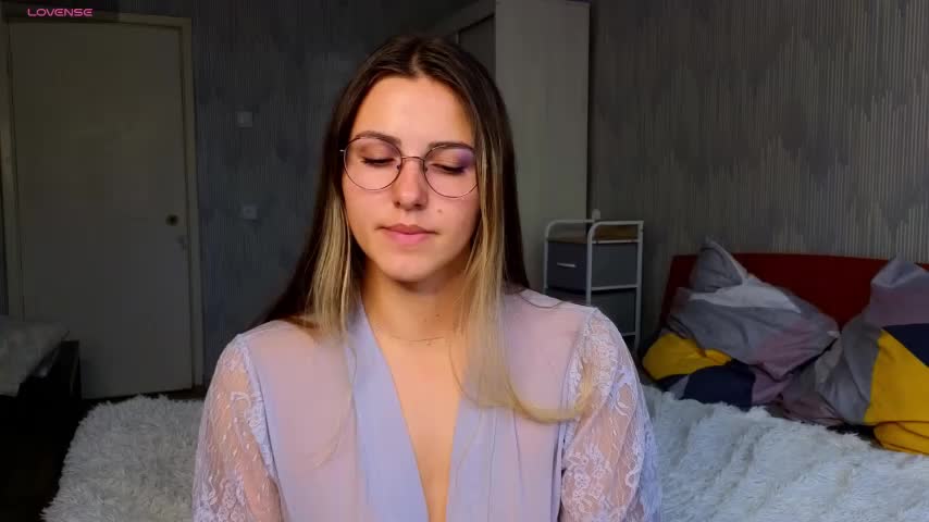 sophia_euphoriaa Adult Chat June 30, 2026