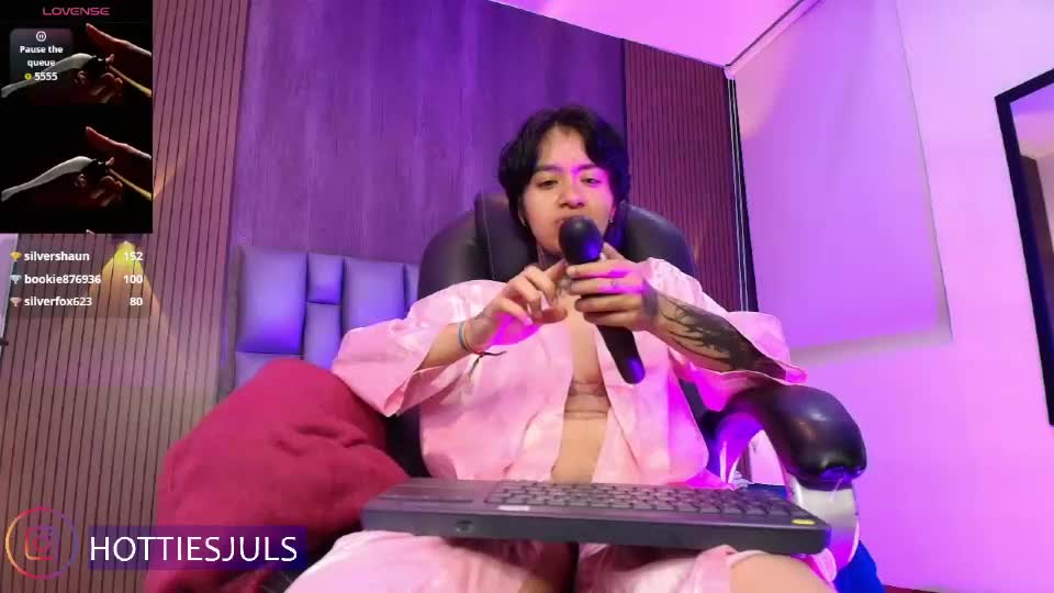 hottiesjuls Adult Chat June 30, 2026