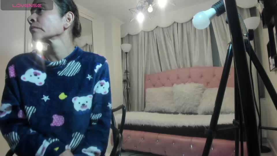 victoria__grey_ Adult Chat June 30, 2026