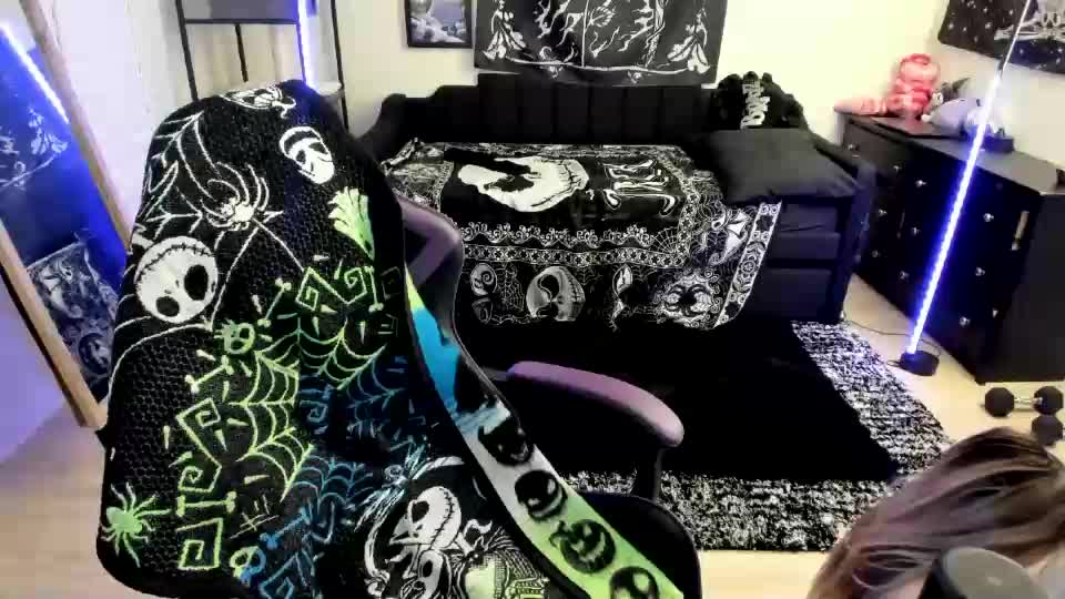 luna_lovelyy Adult Chat July 1, 2026