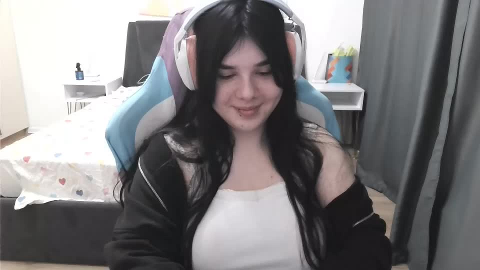 julianesanzo Adult Chat July 2, 2026
