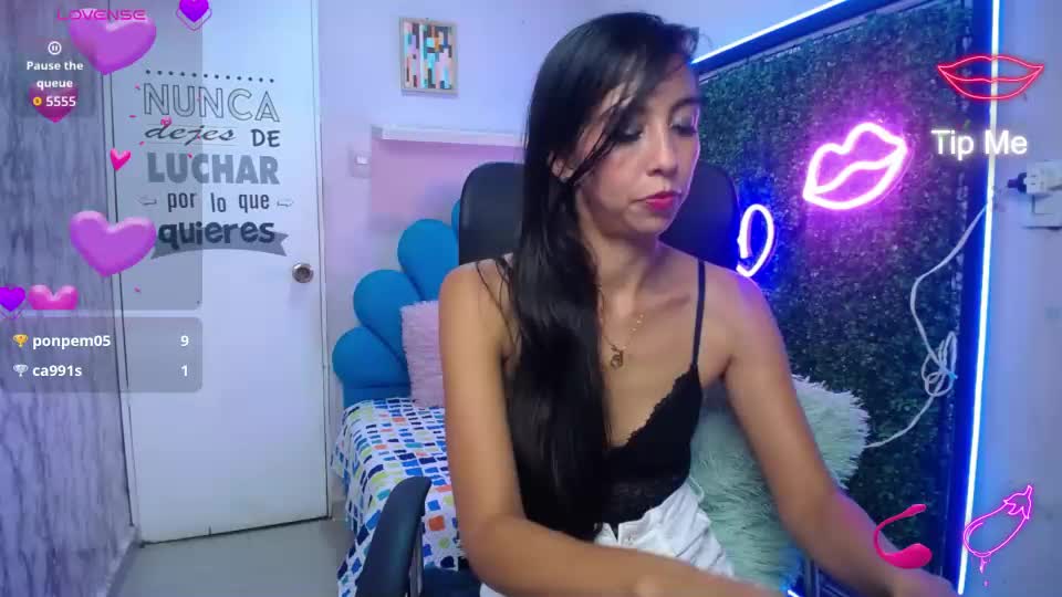 sandra_petite19 Adult Chat July 1, 2026