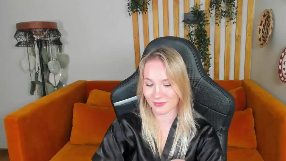 elaravoltage Adult Chat July 1, 2026