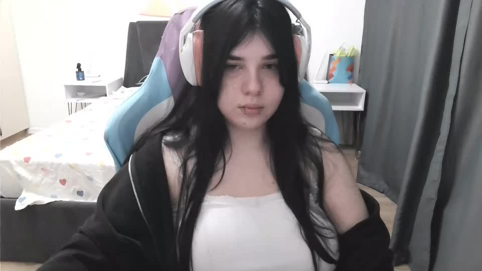 julianesanzo Adult Chat July 2, 2026