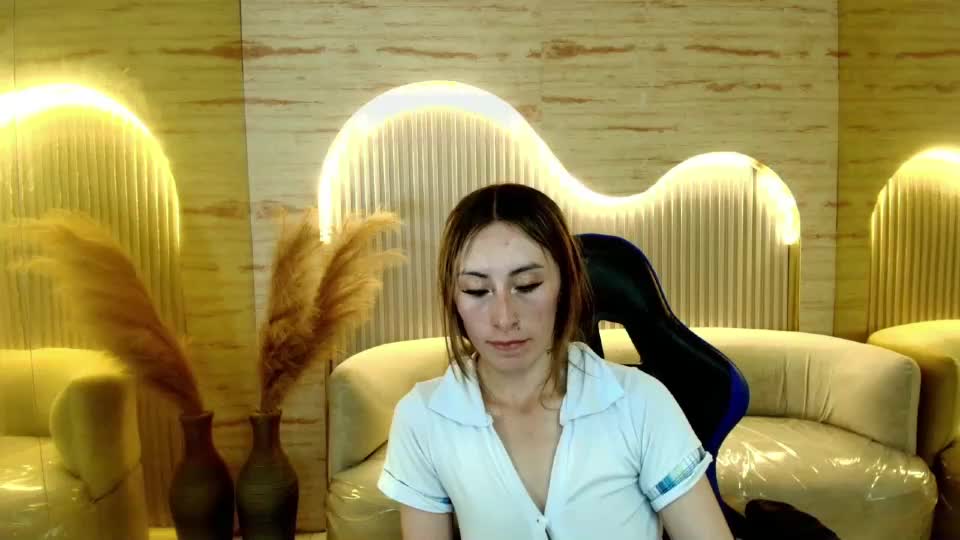 katalina_r Adult Chat July 1, 2026