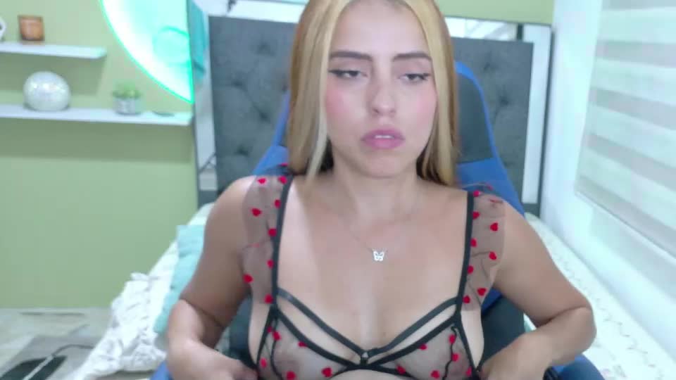 ariah_cute Adult Chat July 2, 2026