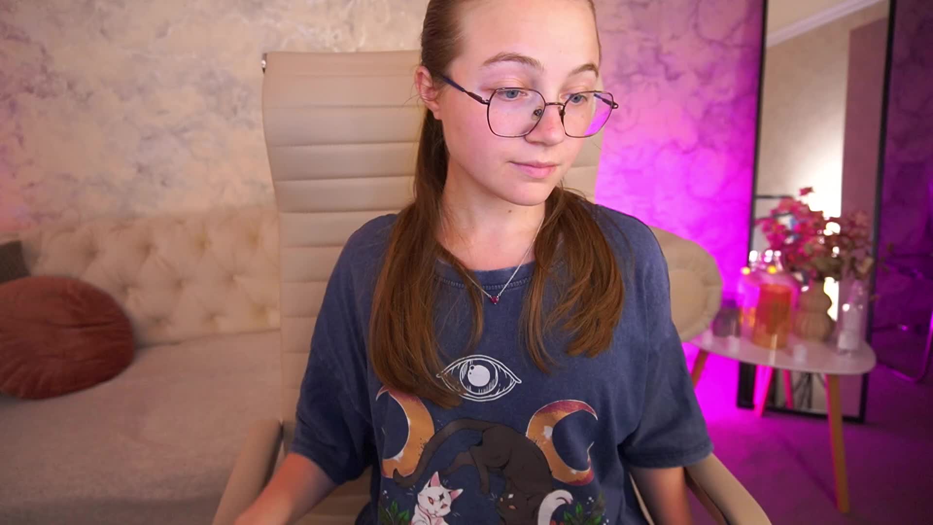 ArrinaWairr Adult Chat July 2, 2026