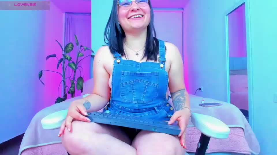 liizrey Adult Chat July 3, 2026