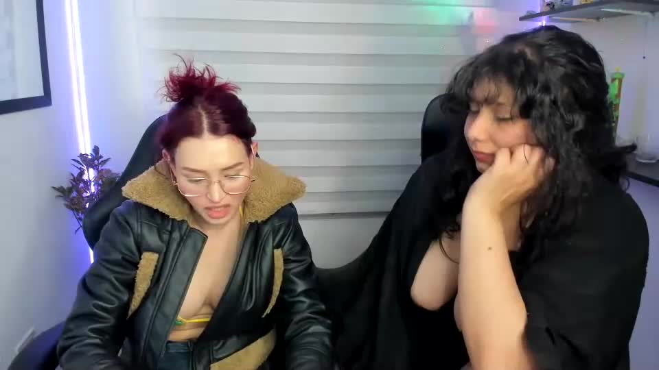 naomy_hot04 Adult Chat July 3, 2026